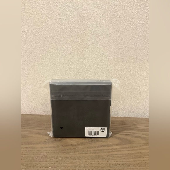 *SOLD* NWT Telfar Wallet - Picture 6 of 8